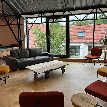 Апартаменты La Ferme 1802 *